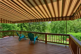 1737 Beaver Grade Rd, Moon/Crescent Twp, PA 15108 - Photo 36