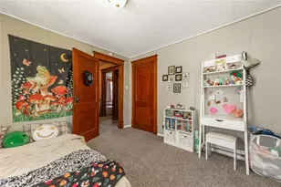 2402 Highland Ave, New Castle, PA 16105 - Photo 22
