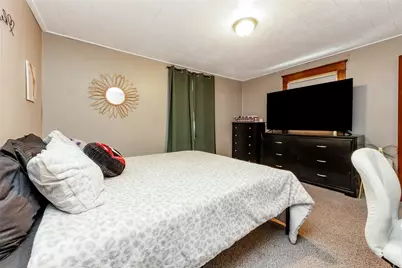 2402 Highland Ave, New Castle, PA 16105 - Photo 30