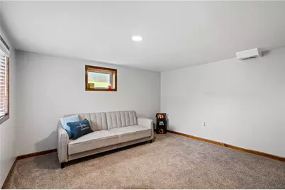 101 Leech Ln, Beaver Falls, PA 15010 - Photo 14