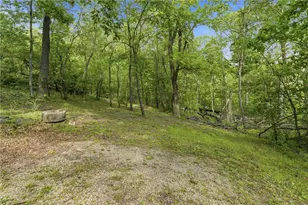 1095 Marshall Heights Rd, Burrel-Blacklick, PA 15717 - Photo 8