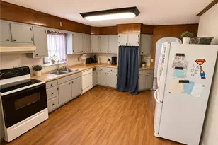307 E Garfield Ave, New Castle, PA 16105 - Photo 6