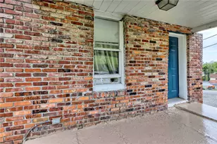 8002 Hayward St, Hempfield Township, PA 15691 - Photo 4