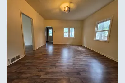1610 6th Ave, Beaver Falls, PA 15010 - Photo 16