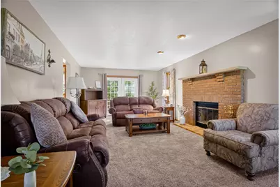 1247 Cleland Mill Rd, New Beaver Boro, PA 16102 - Photo 6