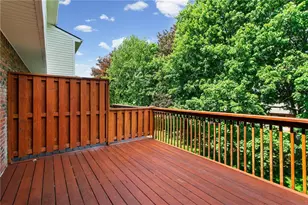 119 Hillvue Dr, Seven Fields Boro, PA 16046 - Photo 16