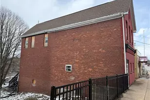 244-246 Brown St, Everson, PA 15631 - Photo 4