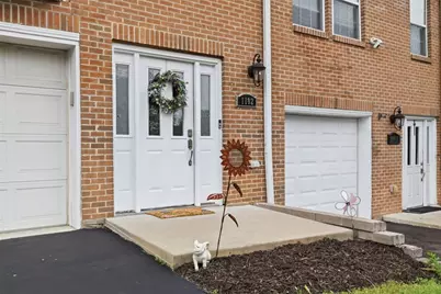 1102 Wingate Dr, Robinson Twp, PA 15205 - Photo 2
