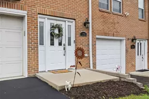 1102 Wingate Dr, Robinson Twp, PA 15205 - Photo 2