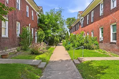 5871 Shady Forbes Terrace, Pittsburgh, PA 15217 - Photo 30