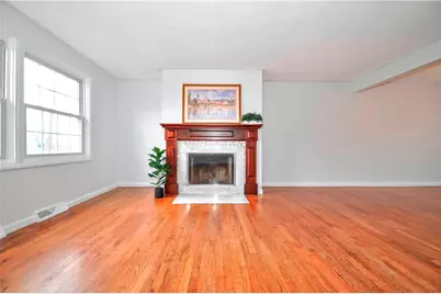 1313 Star Ridge Dr, Pittsburgh, PA 15241 - Photo 4