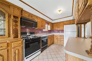 105 Stewart Ave, Pittsburgh, PA 15227 - Photo 12