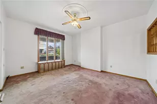 105 Stewart Ave, Pittsburgh, PA 15227 - Photo 6