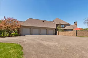 108 Heritage Ln, Center Township, PA 16001 - Photo 42