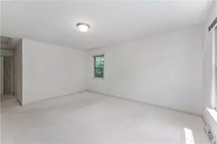358 W Jefferson Rd, Jefferson Township, PA 16002 - Photo 16