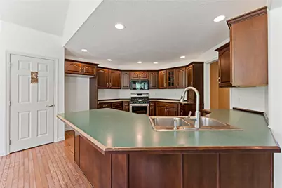 358 W Jefferson Rd, Jefferson Township, PA 16002 - Photo 12