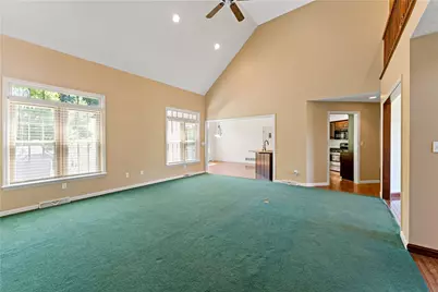 358 W Jefferson Rd, Jefferson Township, PA 16002 - Photo 8
