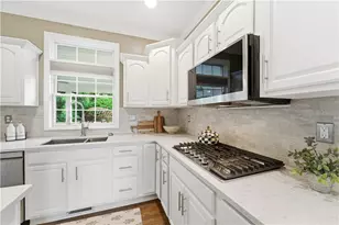 121 Windermere Ct, Peters Township, PA 15317 - Photo 10