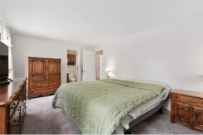 764 Donegal Dr, Bethel Park, PA 15102 - Photo 14