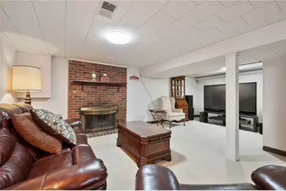 764 Donegal Dr, Bethel Park, PA 15102 - Photo 20