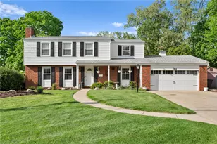 764 Donegal Dr, Bethel Park, PA 15102 - Photo 1
