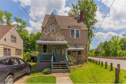 343 S Myers Ave, Sharon, PA 16146 - Photo 2