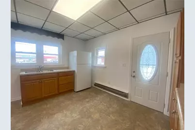 202 S 3rd St, Youngwood, PA 15697 - Photo 6