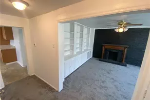 202 S 3rd St, Youngwood, PA 15697 - Photo 36