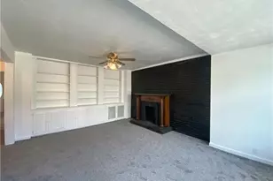 202 S 3rd St, Youngwood, PA 15697 - Photo 10