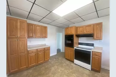 202 S 3rd St, Youngwood, PA 15697 - Photo 4