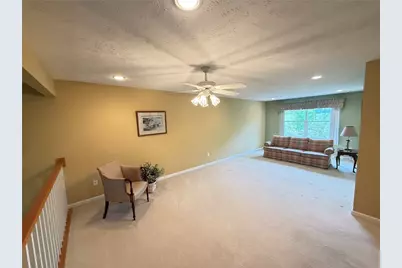 411 Chestnut Ln, Allegheny Township, PA 15613 - Photo 18