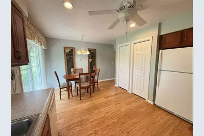 411 Chestnut Ln, Allegheny Township, PA 15613 - Photo 6