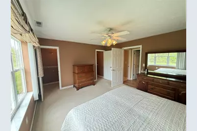 411 Chestnut Ln, Allegheny Township, PA 15613 - Photo 8