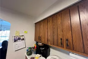 1424 Senior Dr, Pittsburgh, PA 15227 - Photo 12