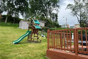 1424 Senior Dr, Pittsburgh, PA 15227 - Photo 28