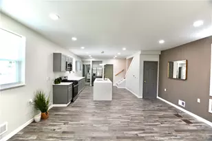 428 Donna St, Pittsburgh, PA 15224 - Photo 2