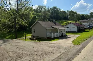 51 Hickory St, Ellsworth Boro, PA 15021 - Photo 24