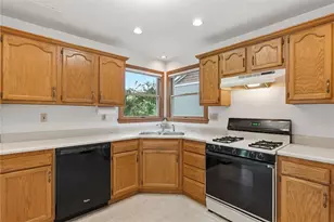 114 Sika Dr, Pittsburgh, PA 15239 - Photo 16