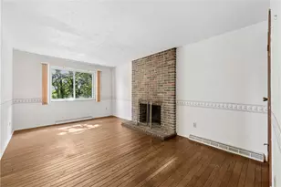 690 Blue Ridge Rd, Pittsburgh, PA 15239 - Photo 2