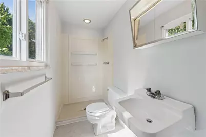 690 Blue Ridge Rd, Pittsburgh, PA 15239 - Photo 22