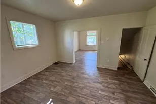 1067 Cleveland Ave, Brackenridge, PA 15014 - Photo 8