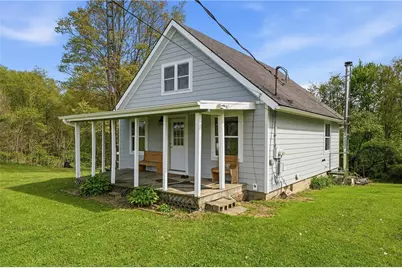 40 Dodge Rd, Sandy Creek Township, PA 16130 - Photo 2