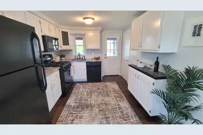 501 Manning Ave, Port Vue, PA 15132 - Photo 10