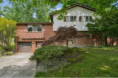 285 Tara Dr, Pittsburgh, PA 15236 - Photo 1