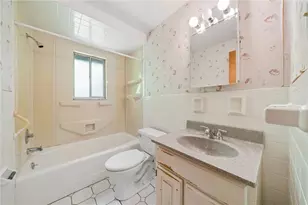 285 Tara Dr, Pittsburgh, PA 15236 - Photo 24