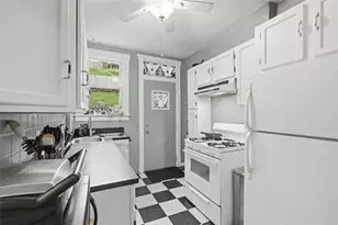 4029 Haldane St, Pittsburgh, PA 15207 - Photo 10