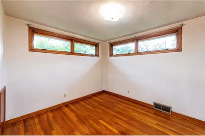 13740 Ridge Rd, Irwin, PA 15642 - Photo 16