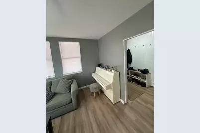 2735 Zephyr Ave, Pittsburgh, PA 15204 - Photo 12