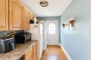 908 4th Ave, Conway, PA 15027 - Photo 6