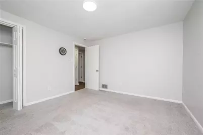 239 Pointview, Pittsburgh, PA 15227 - Photo 18